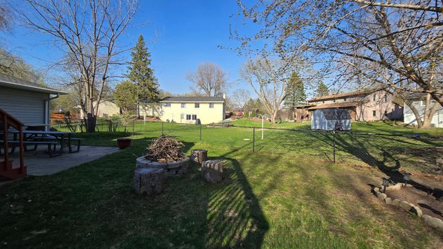 1738 Palisade Circle, Eagan, MN 55122