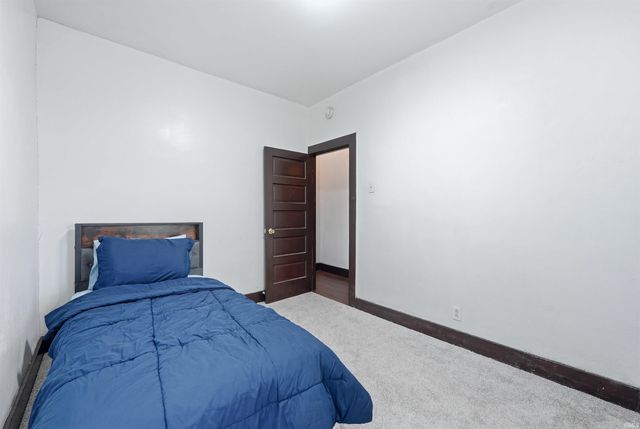 613 E Lewis Street, Fort Wayne, IN 46802