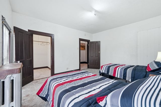 613 E Lewis Street, Fort Wayne, IN 46802