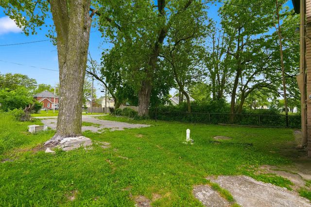 613 E Lewis Street, Fort Wayne, IN 46802