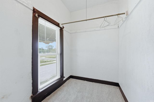 613 E Lewis Street, Fort Wayne, IN 46802