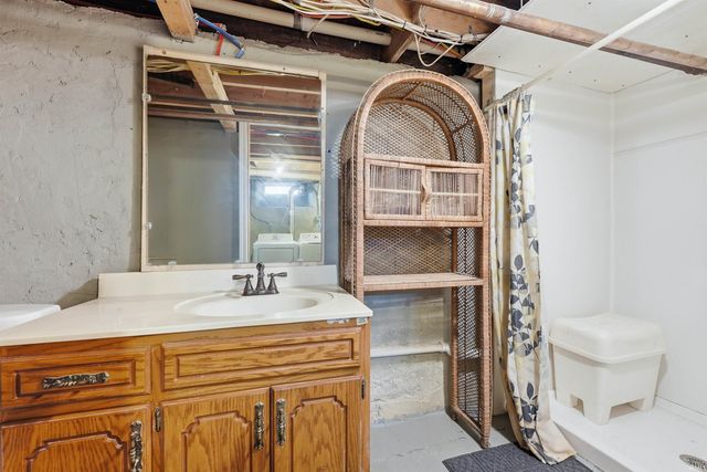 613 E Lewis Street, Fort Wayne, IN 46802