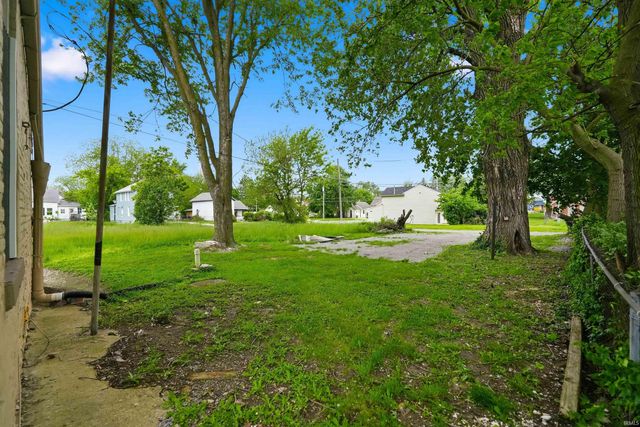 613 E Lewis Street, Fort Wayne, IN 46802
