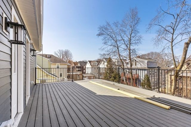 11 Harriet Ave 2, Belmont, MA 02478