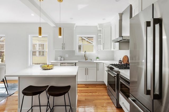 11 Harriet Ave 2, Belmont, MA 02478