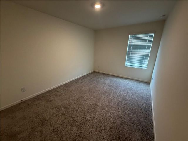 303 Hyde Park, Winder, GA 30680