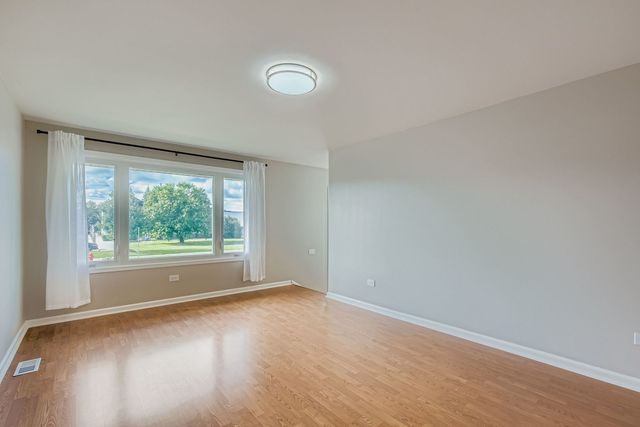 7210 W 59th Street, Summit, IL 60501
