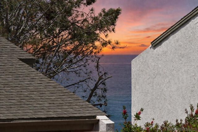 13067 Caminito Mar Villa, Del Mar, CA 92014