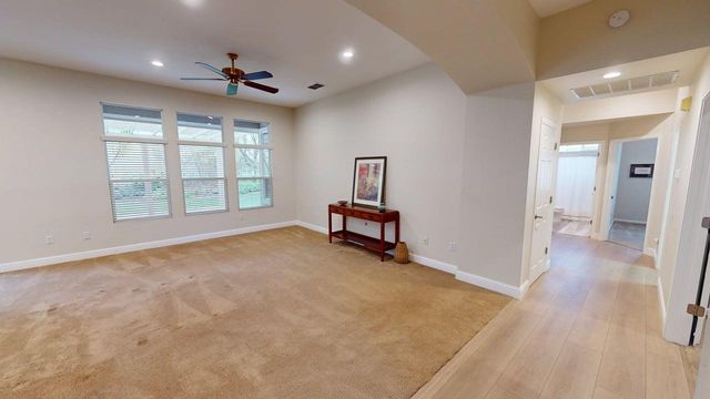 7632 Summertime Ln, Roseville, CA 95747