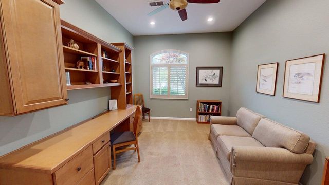 7632 Summertime Ln, Roseville, CA 95747