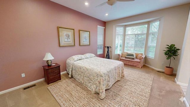 7632 Summertime Ln, Roseville, CA 95747