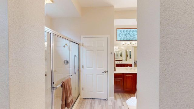 7632 Summertime Ln, Roseville, CA 95747