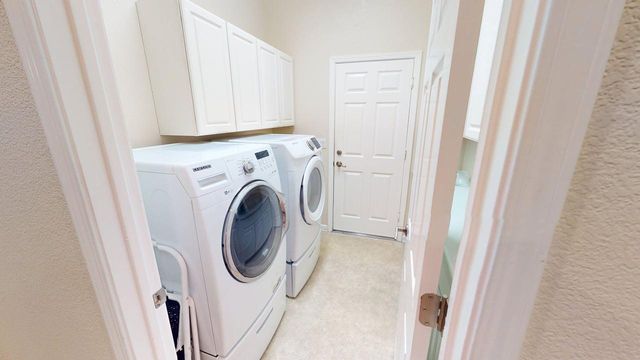 7632 Summertime Ln, Roseville, CA 95747