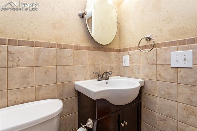 1555 Gumwood Drive, Colorado Springs, CO 80906