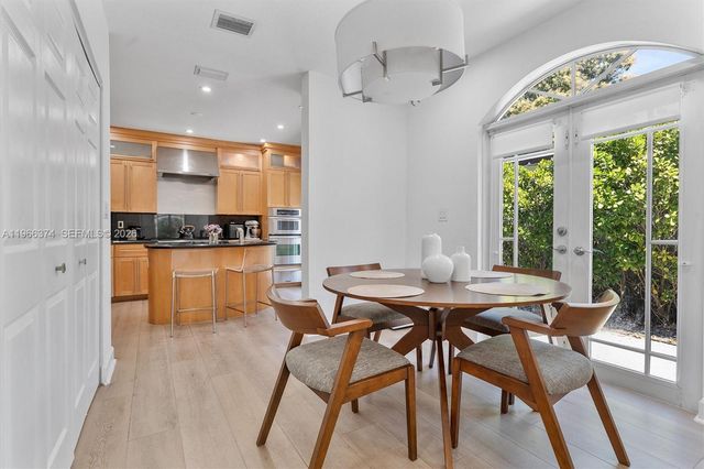 2231 SW 17th St, Miami, FL 33145