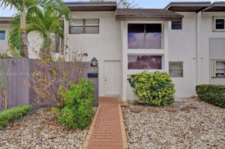10960 SW 70th Ter, Miami, FL 33173