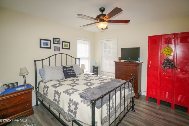 2805 E Yacht Drive, Oak Island, NC 28465