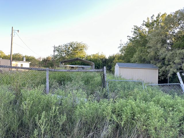 792 Lois Circle, Granbury, TX 76049