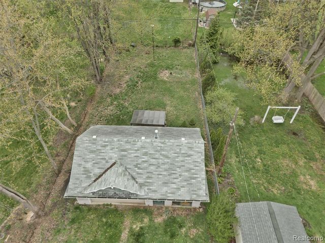 104 Leroy Avenue, Clawson, MI 48017