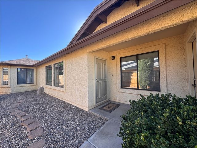 1744 Motor Avenue, Kingman, AZ 86401