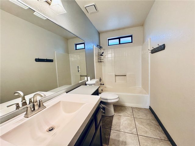 1744 Motor Avenue, Kingman, AZ 86401