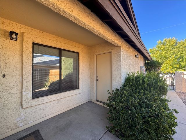 1744 Motor Avenue, Kingman, AZ 86401