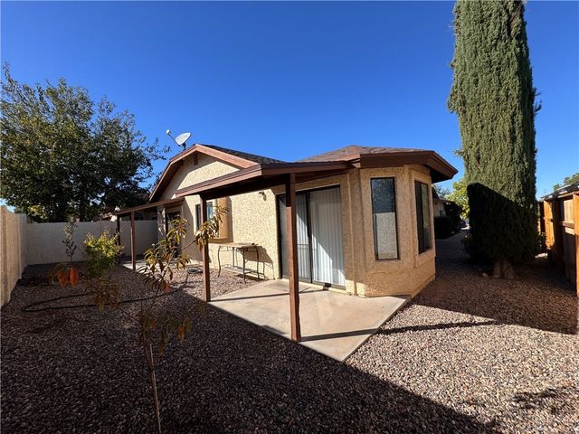 1744 Motor Avenue, Kingman, AZ 86401