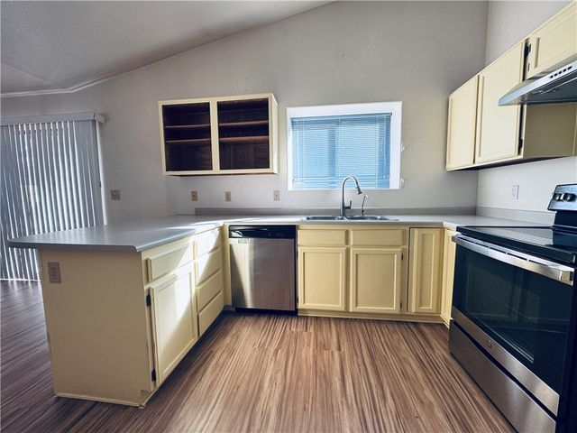 1744 Motor Avenue, Kingman, AZ 86401