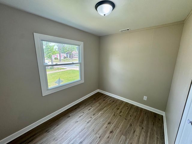 5425 E 13th Place, Gary, IN 46403