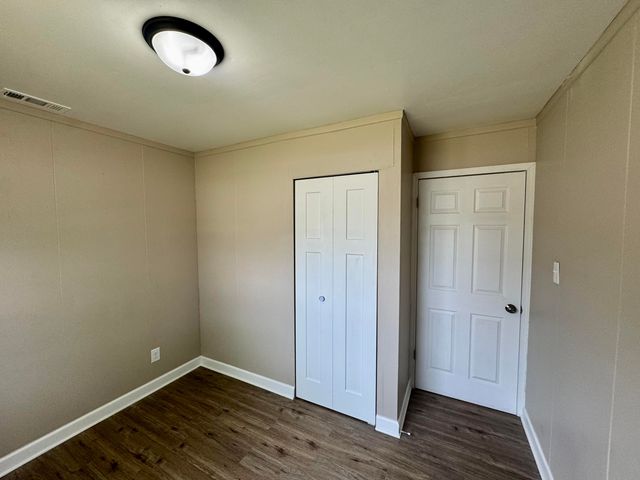 5425 E 13th Place, Gary, IN 46403