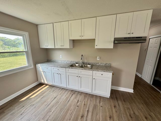 5425 E 13th Place, Gary, IN 46403