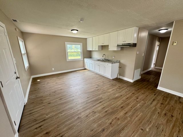 5425 E 13th Place, Gary, IN 46403