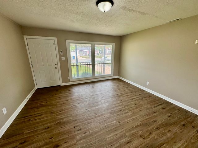 5425 E 13th Place, Gary, IN 46403