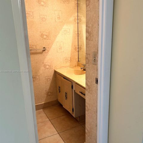 3771 Environ Blvd 650, Lauderhill, FL 33319