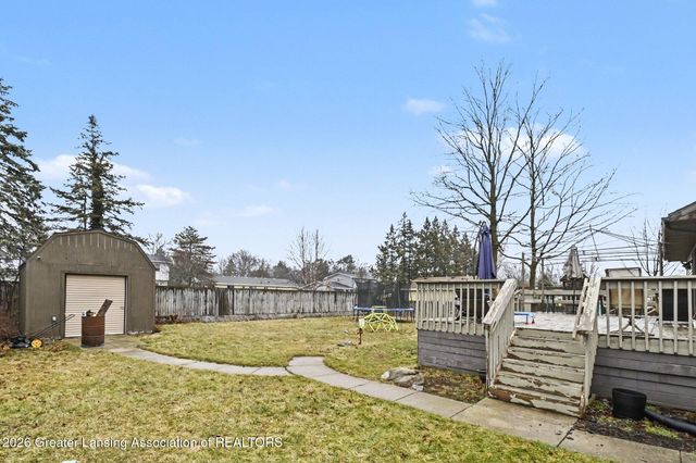 7383 E Saint Joe Highway, Grand Ledge, MI 48837