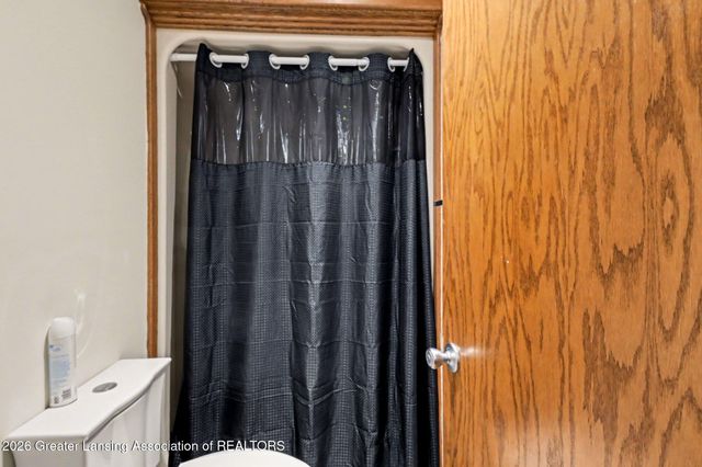 7383 E Saint Joe Highway, Grand Ledge, MI 48837