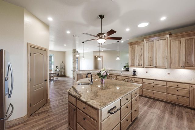 5450 County Road 101, Lampasas, TX 76550