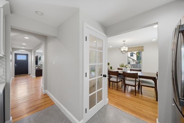 18 Travis Dr, Newton, MA 02467