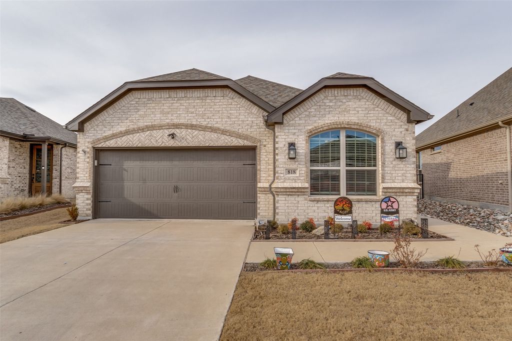 818 Cordoba Lane, Rockwall, TX 75087
