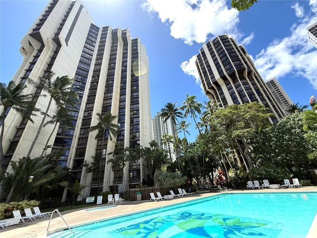 300 Wai Nani Way II315, Honolulu, HI 96815