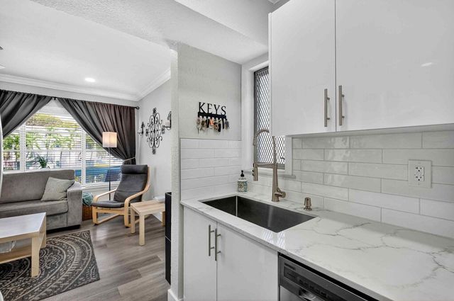 1004 Pennsylvania Avenue 7, Miami Beach, FL 33139