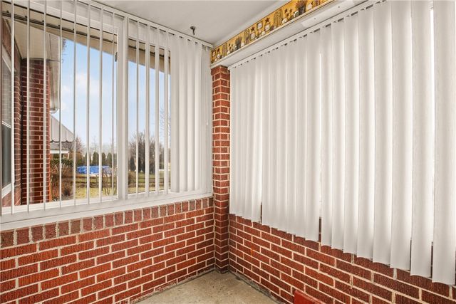 403 Rebecca ST, Somerset Twp, PA 15501