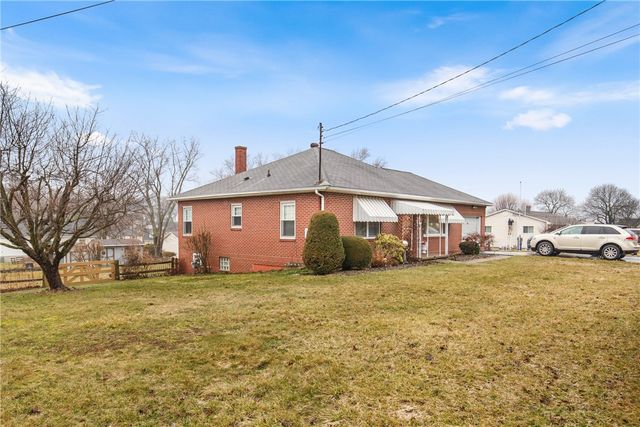 403 Rebecca ST, Somerset Twp, PA 15501