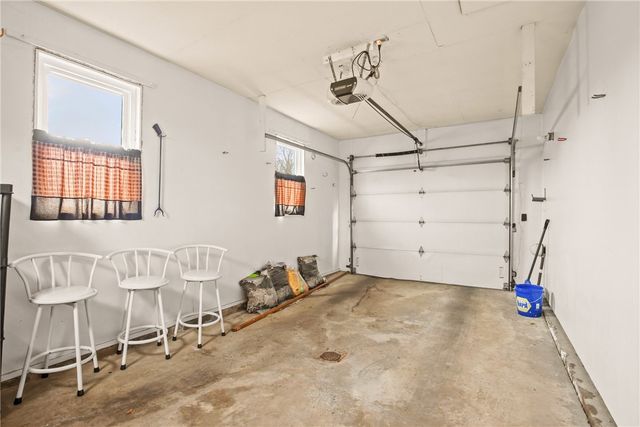 403 Rebecca ST, Somerset Twp, PA 15501