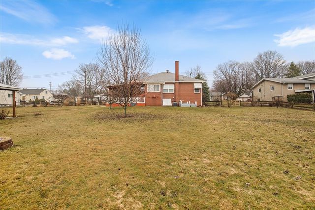 403 Rebecca ST, Somerset Twp, PA 15501