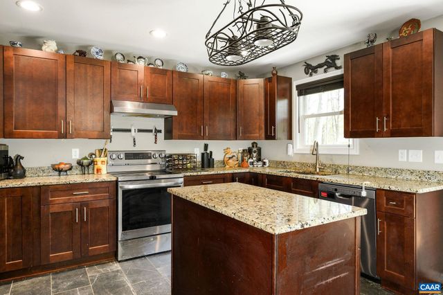 266 SWIFT RUN RD, Ruckersville, VA 22968
