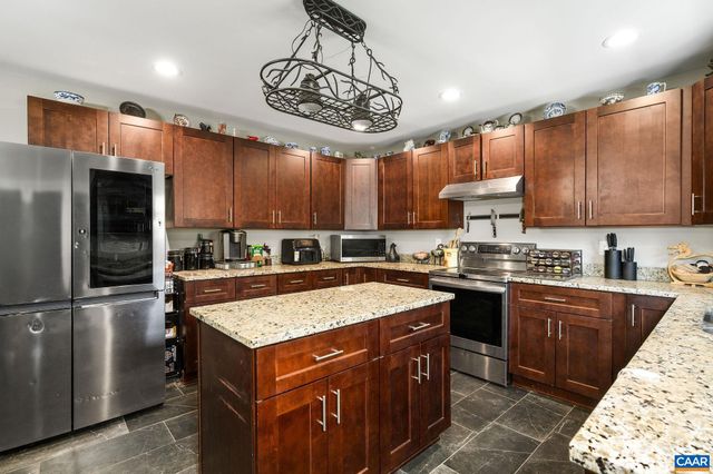 266 SWIFT RUN RD, Ruckersville, VA 22968