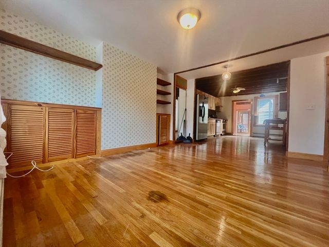 202 Harvard St 2, Cambridge, MA 02139
