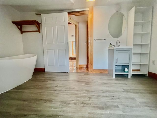 202 Harvard St 2, Cambridge, MA 02139