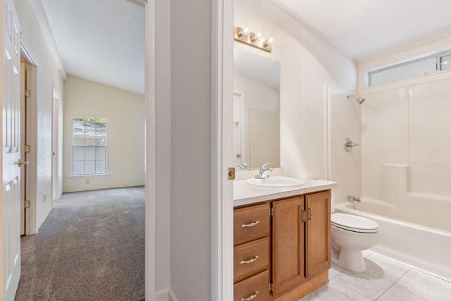 18506 Dunvegan Dr, Applegate, CA 95703